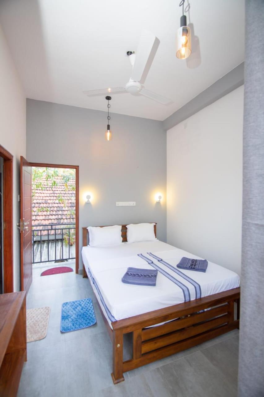 Light House Beach Home Matara Phòng bức ảnh