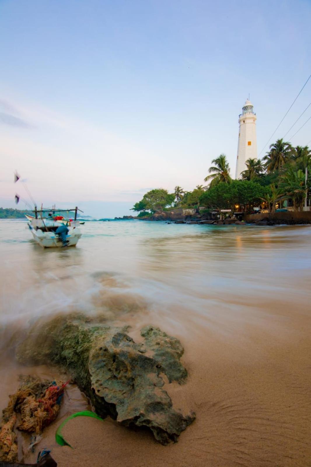 Light House Beach Home Matara Ngoại thất bức ảnh