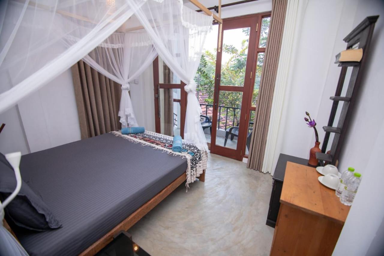 Light House Beach Home Matara Phòng bức ảnh