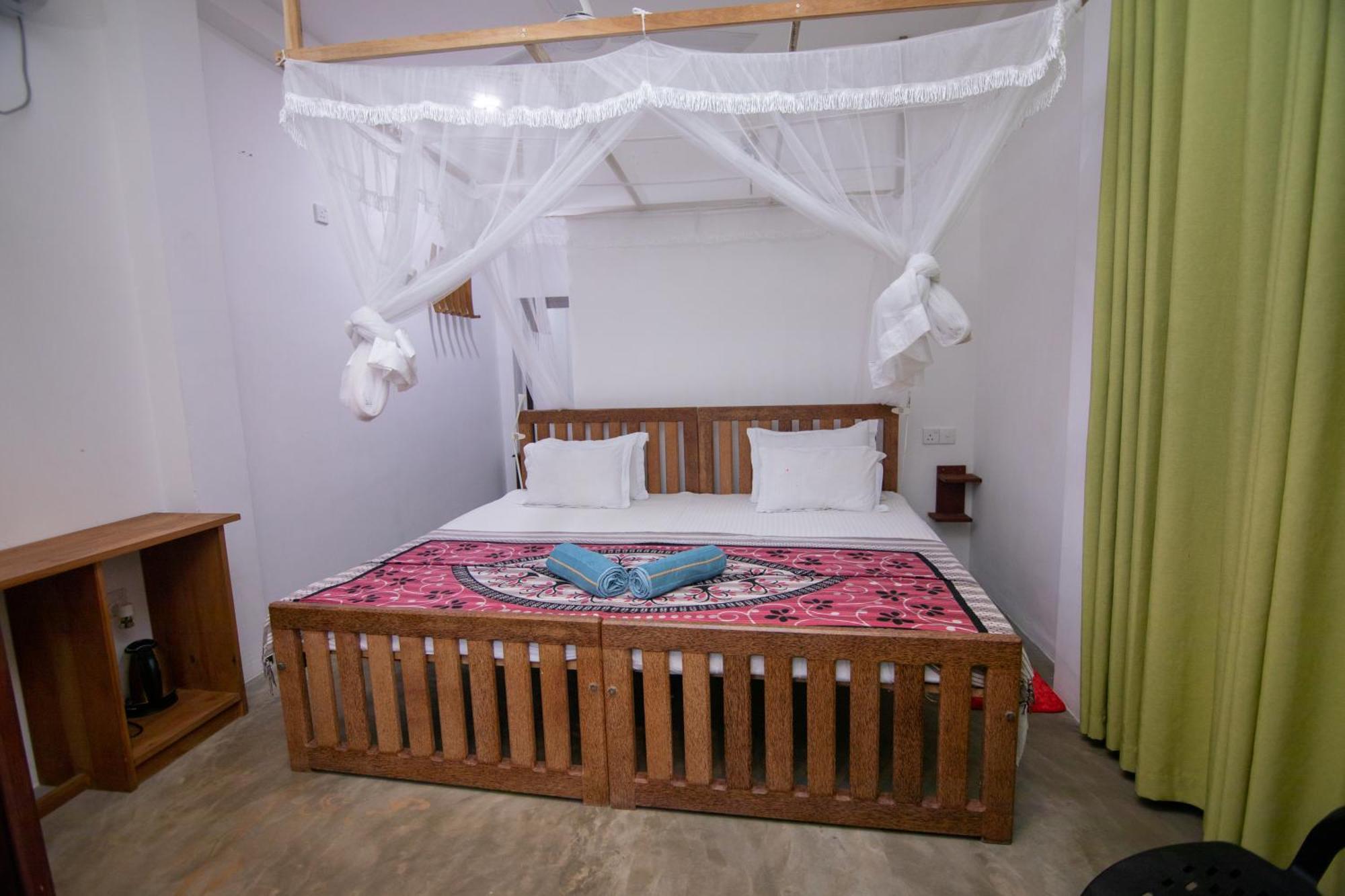 Light House Beach Home Matara Phòng bức ảnh